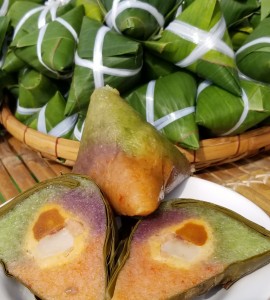 Bánh Ú ba màu Bánh Ú ba màu