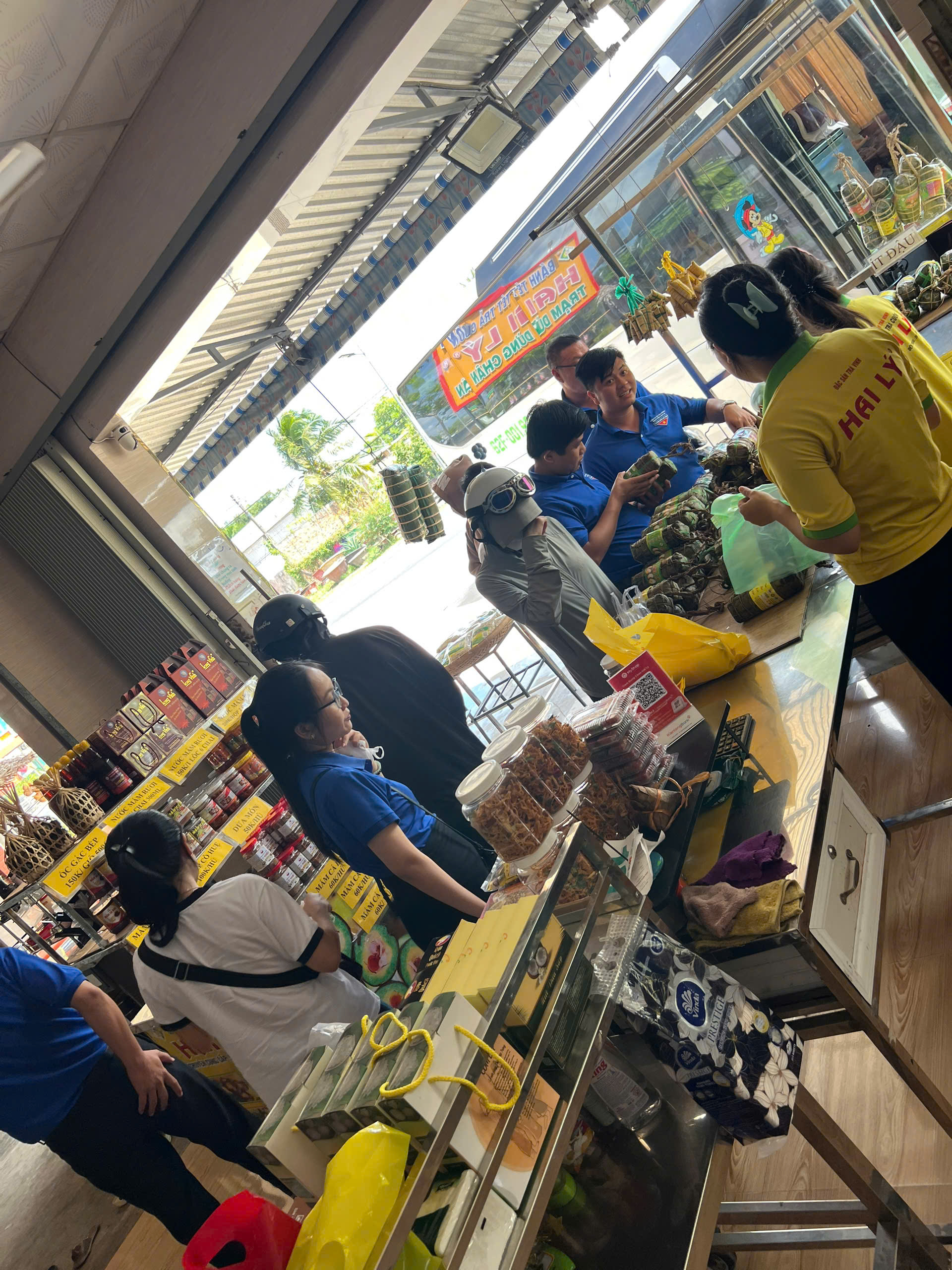 z7645925640366_2dc16e9d1a9d978991930c1de2c96c27